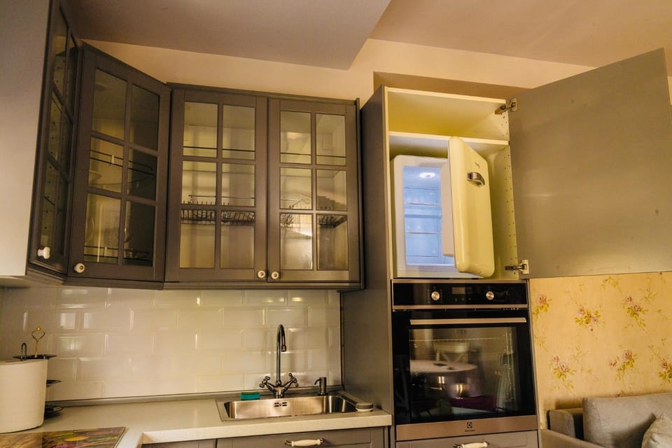 Kitchen or kitchenette, stove