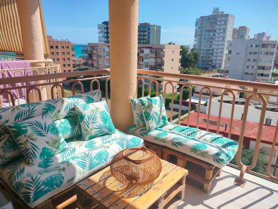 Day, Balcony/Terrace