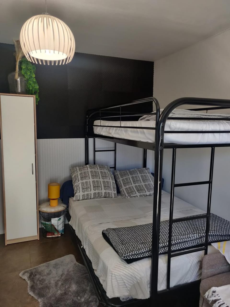 bunk bed