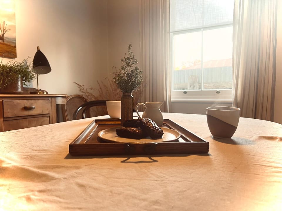Day, Coffee/tea facilities, Dining area, Dinner