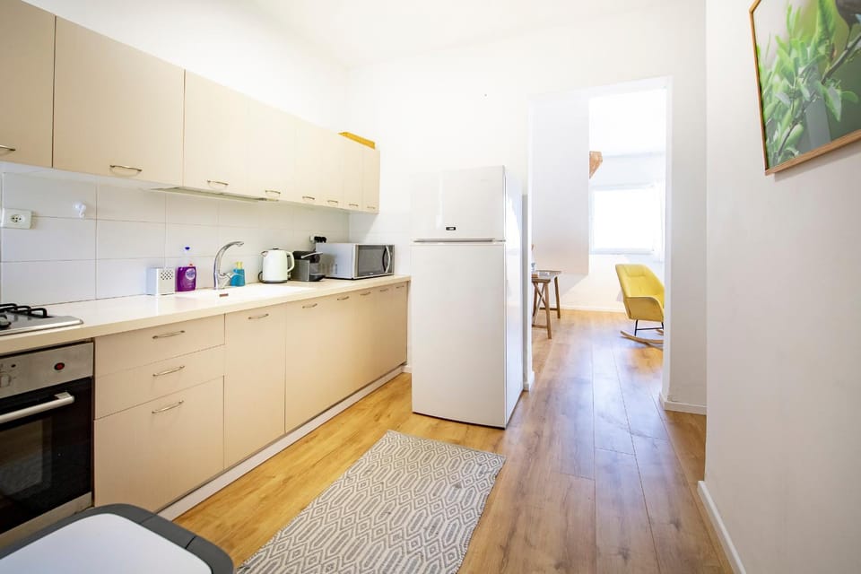 Amazing Duplex with balcony and MAMAD Apartment in Tel Aviv-Yafo