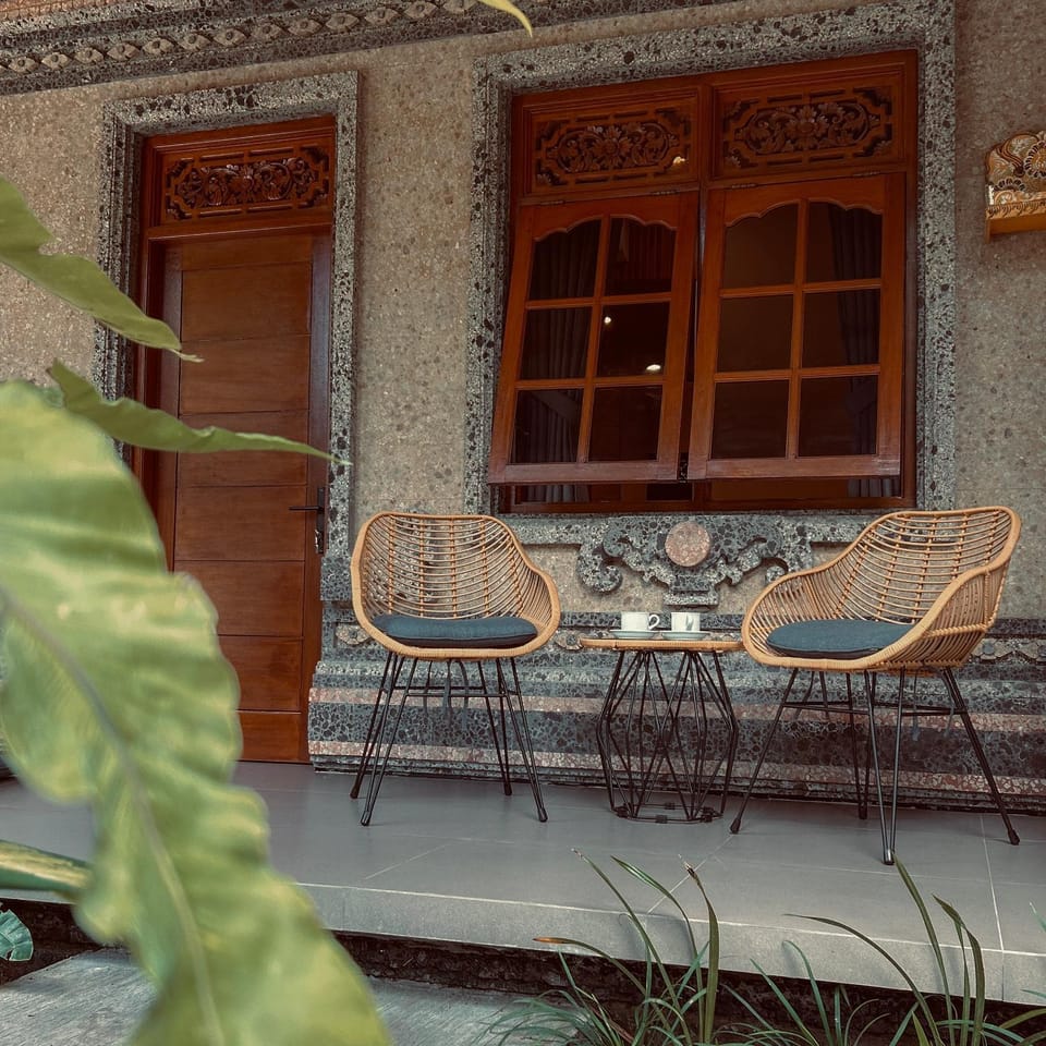 Kaman Bali Guesthouse Bed and Breakfast in Kuta
