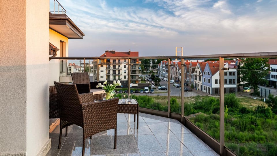 Balcony/Terrace, City view