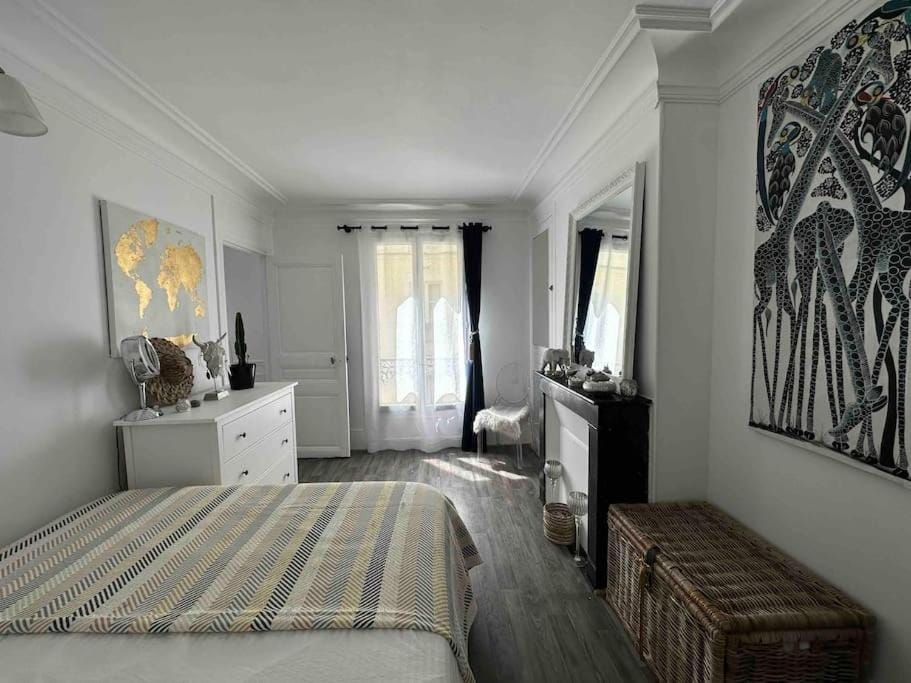 Coeur de Paris, près Tour Eiffel Apartment in Paris