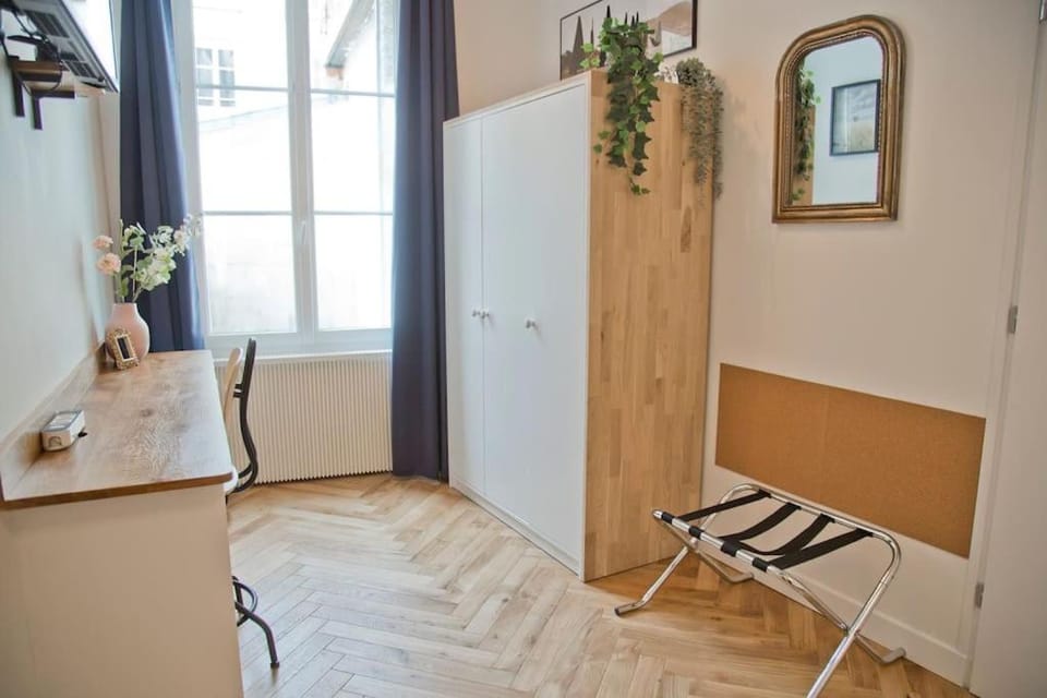 Zoé - Design 2BR Mouffetard Apartment in Paris