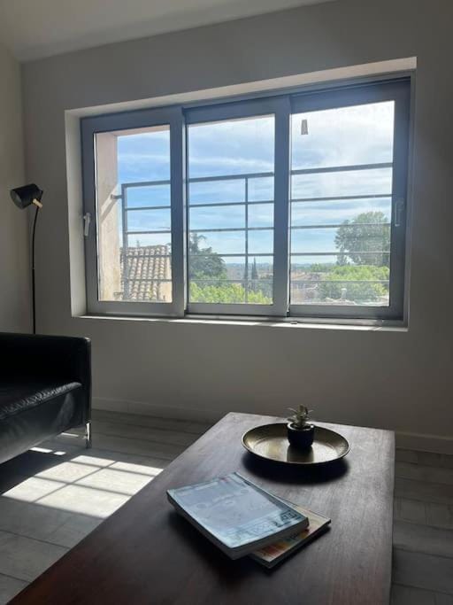 Orange Allure Flats Apartment in Provence-Alpes-Côte d'Azur