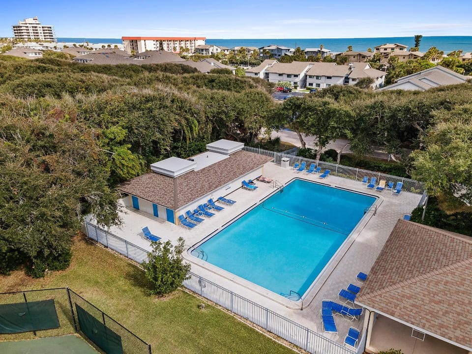 Sea Mist Getaway House in Edgewater