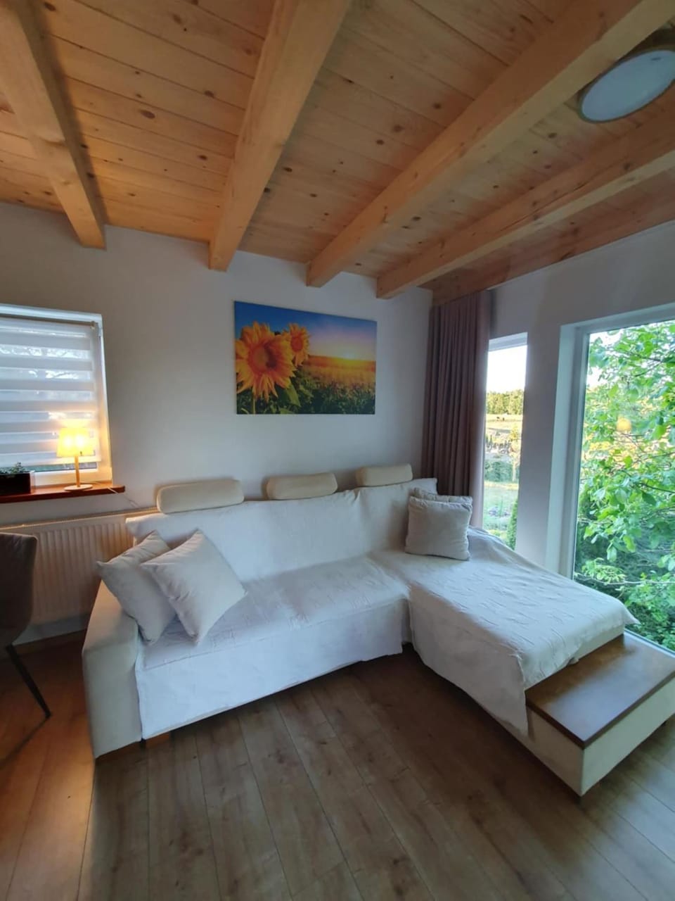 Property building, Seating area, Bedroom, Garden view, Garden view