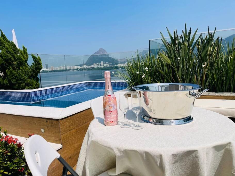 Cobertura Estilosa com Vista Linda e Privacidade Apartment in Rio de Janeiro