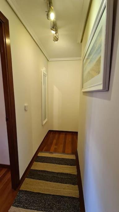 Exclusivo piso luminoso y cálido en Santander, con parking gratuito y ascensor con acceso directo al apartamento Apartment in Santander