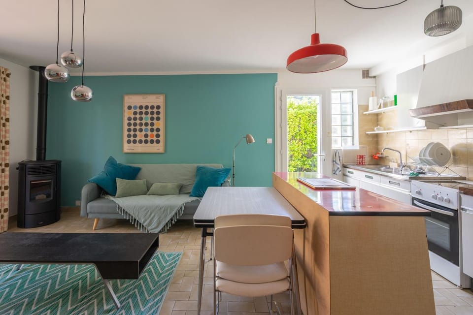 Property building, Living room