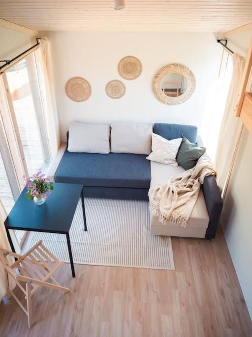 Paluküla Saunad tiny house Kuuse - sauna, hot tub Chalet in Estonia