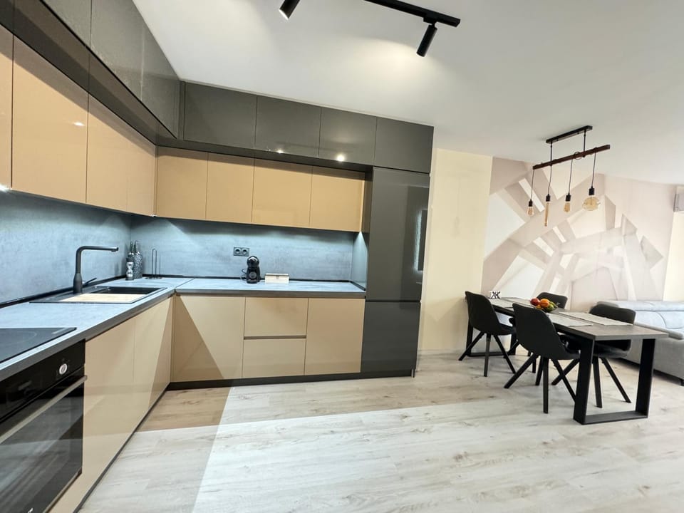South Bay Luxury Apartment Apartment in Varna