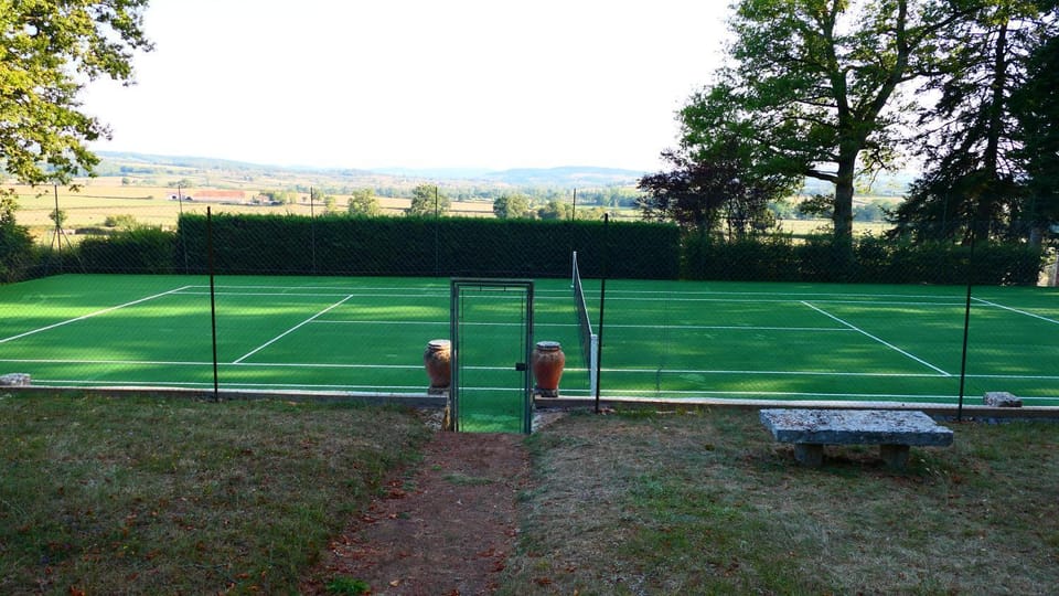 Tennis court