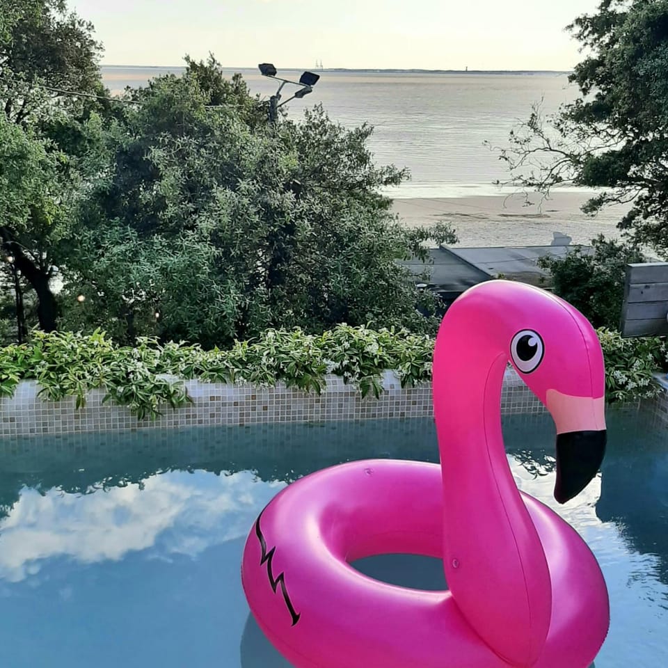 Villa ILO - devant la plage des Nonnes Villa in Meschers-sur-Gironde