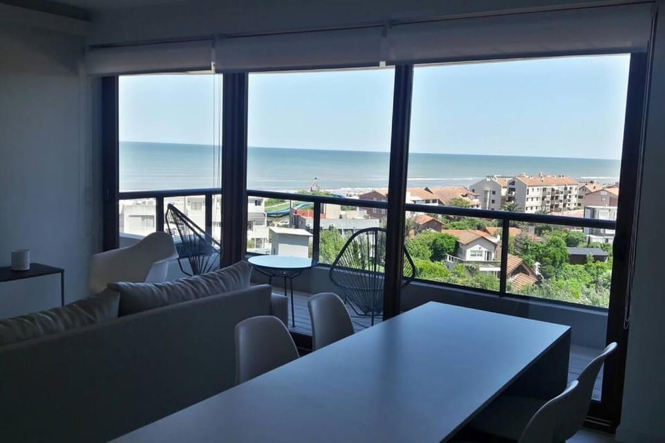 Dpto Premium Btwins Pinamar 7 piso vista al mar Apartment in Pinamar