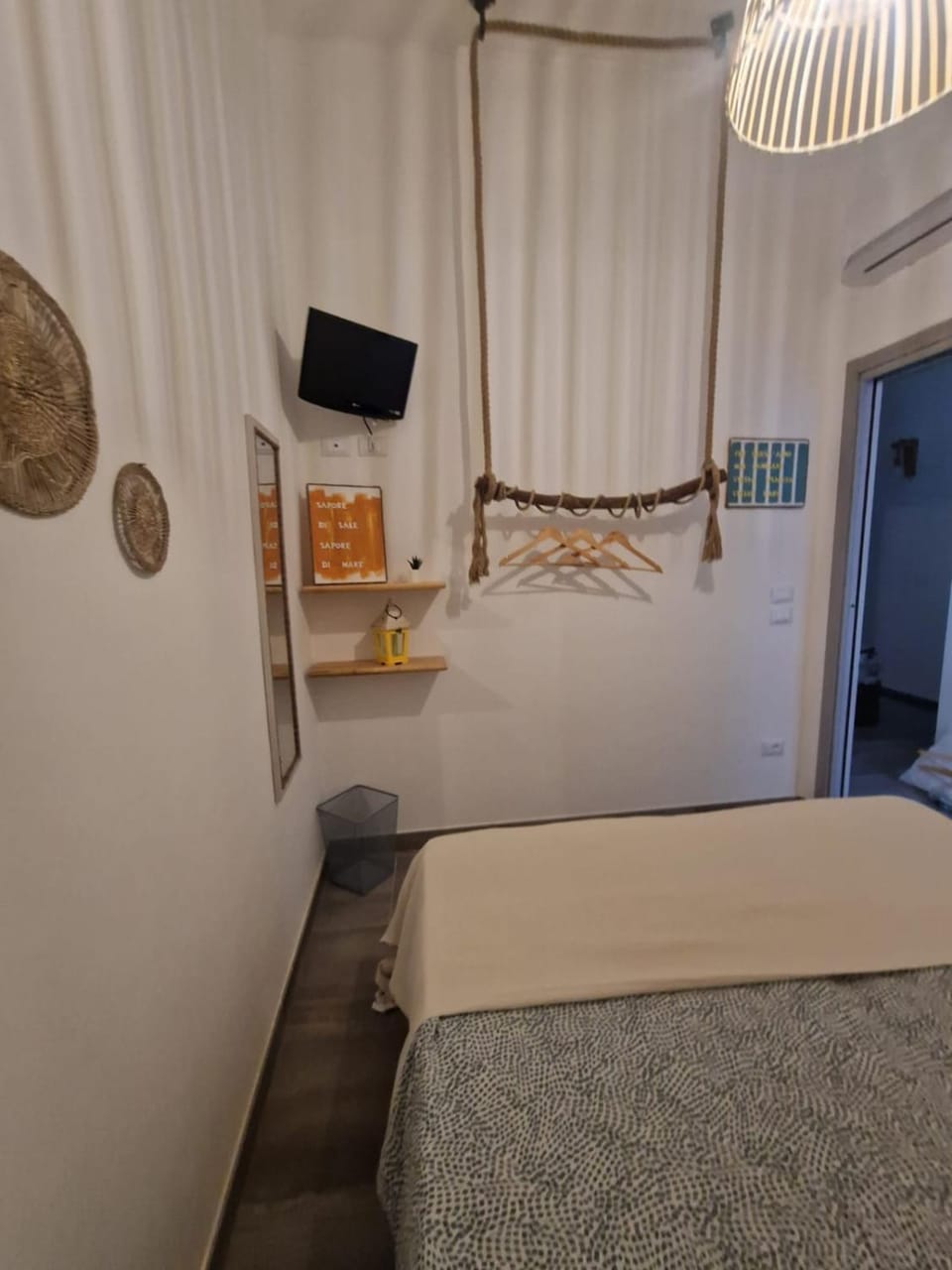 Camere A Oriente II Room and Apartments Apartment in Torre dell'Orso