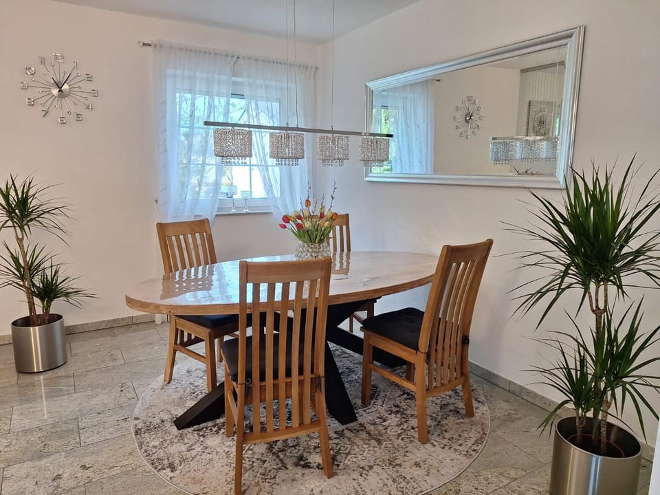 Modern & Gemütlich XL Apartment in Hesse