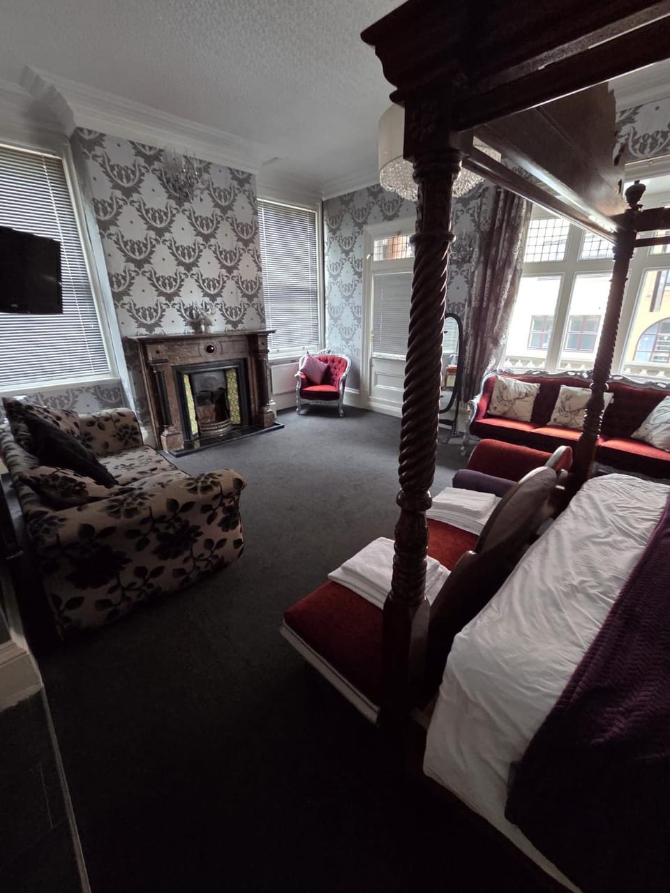 The White Hart Hull Hotel in Hull