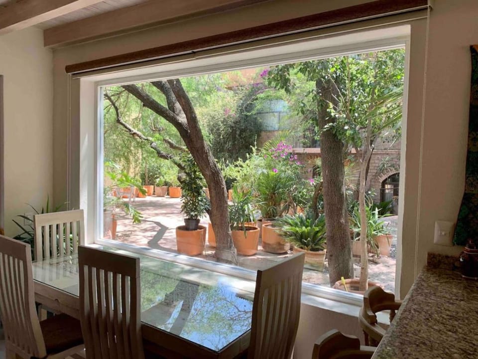 Day, Garden, View (from property/room), Seating area, Dining area, Garden view
