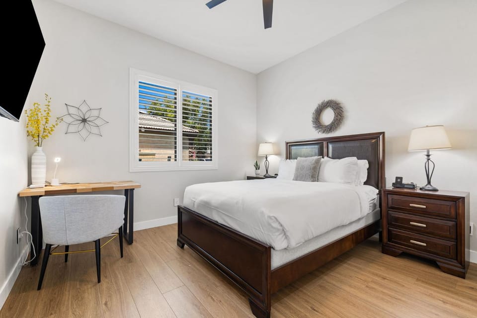 Bed, Bedroom, wardrobe