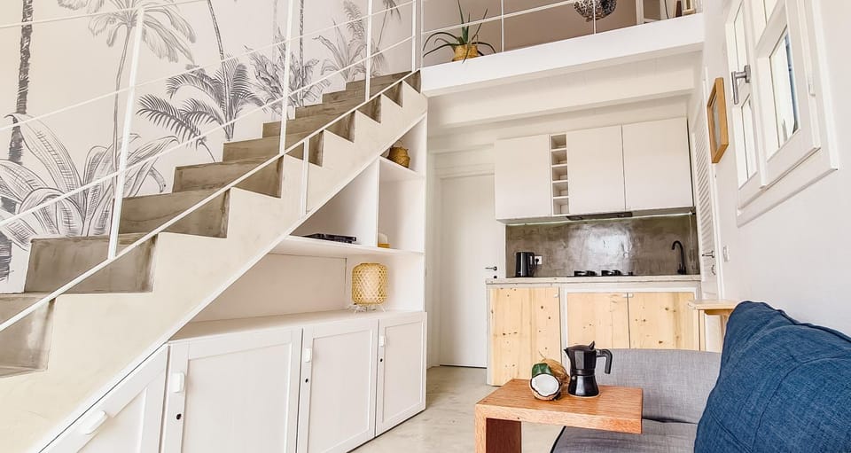 Kitchen or kitchenette, Living room, Seating area
