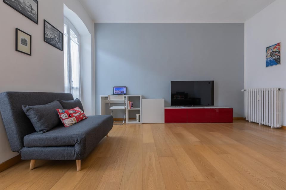 Communal lounge/ TV room, Living room