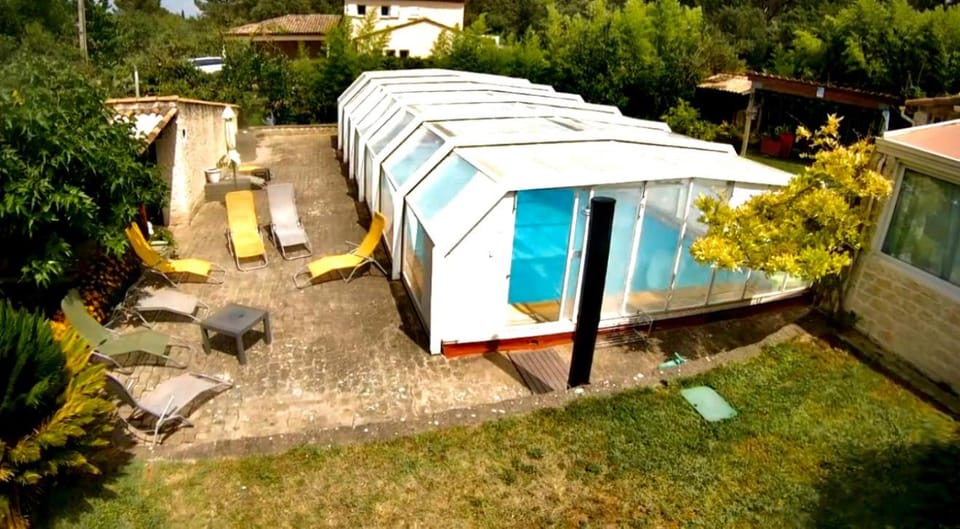 Spring, Day, Garden, Garden view, Swimming pool, Swimming pool