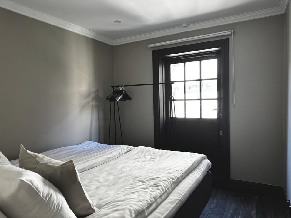 Facade/entrance, Bed, Bedroom