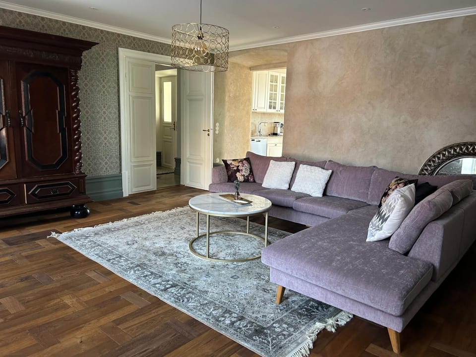 Living room, Seating area, wardrobe