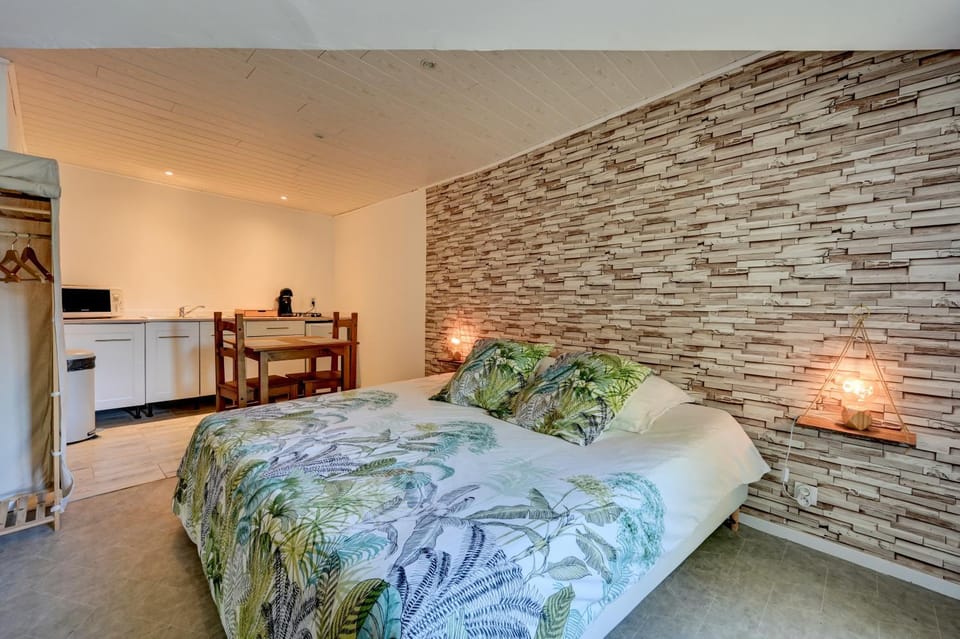 lemasrocamour Bed and Breakfast in Provence-Alpes-Côte d'Azur
