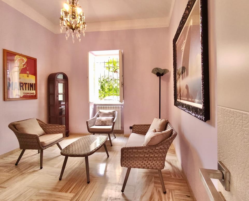 Hostdomus - Villino Matilde Apartment in Finale Ligure