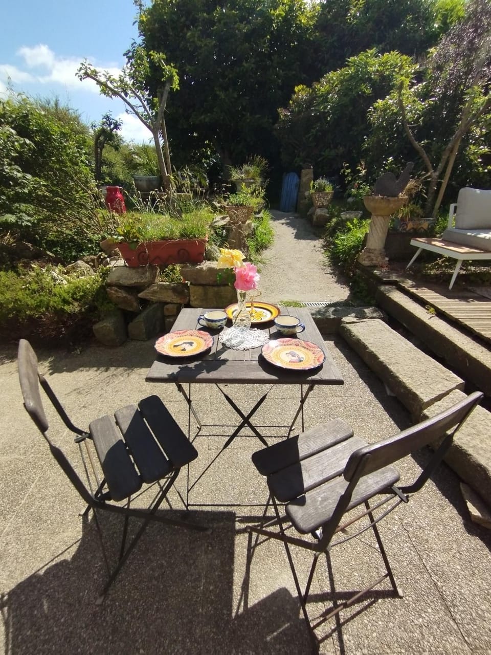 Patio, Spring, Day, Garden view