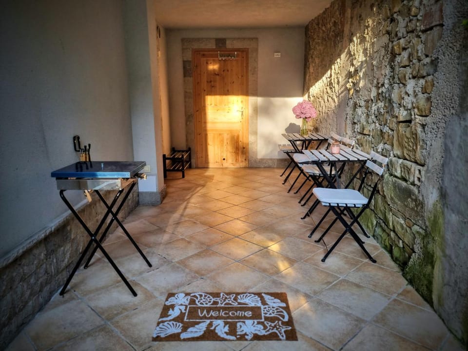 BBQ facilities, Balcony/Terrace