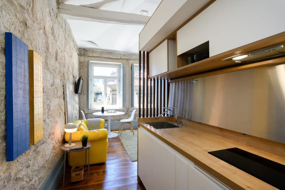Kitchen or kitchenette, Living room