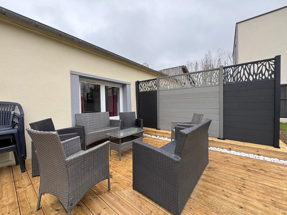 Patio, Day, View (from property/room), Balcony/Terrace
