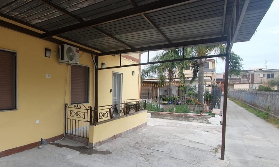 Patio, Balcony/Terrace