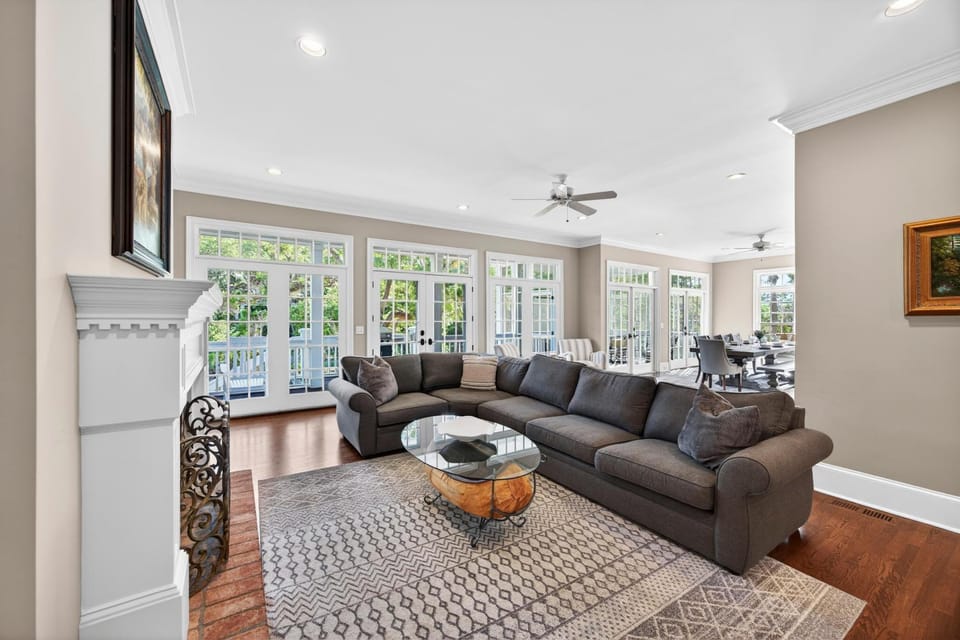 OI67: 67 Otter Island Road House in Kiawah Island