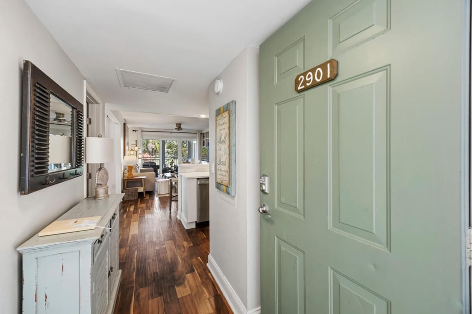 AV2901: 2901 Atrium Villa House in Seabrook Island
