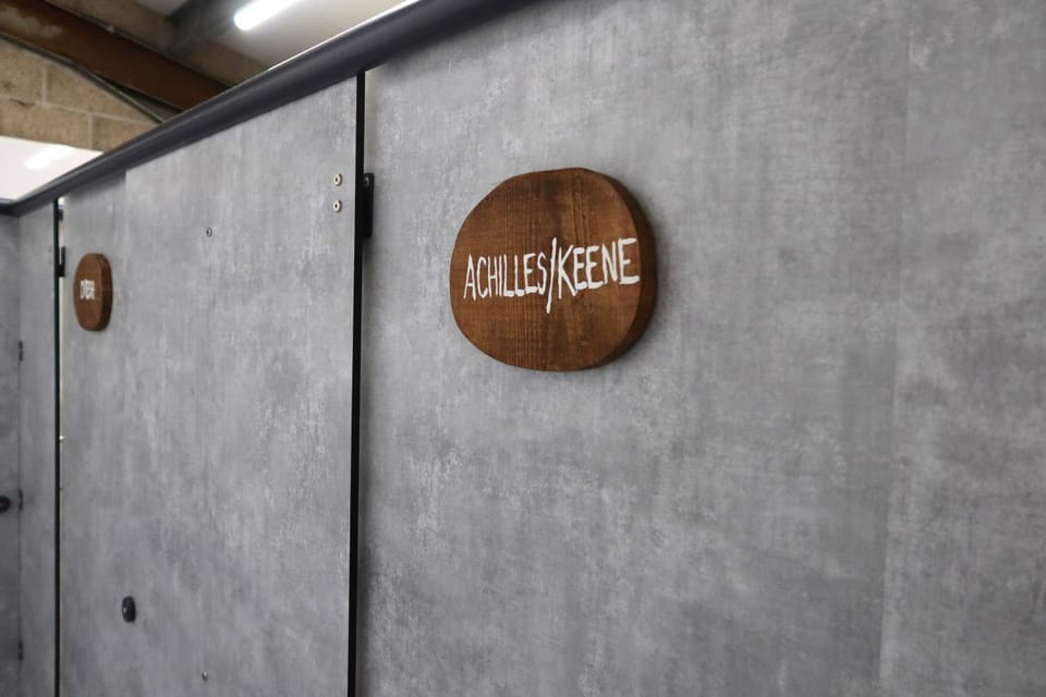 Bathroom, Logo/Certificate/Sign