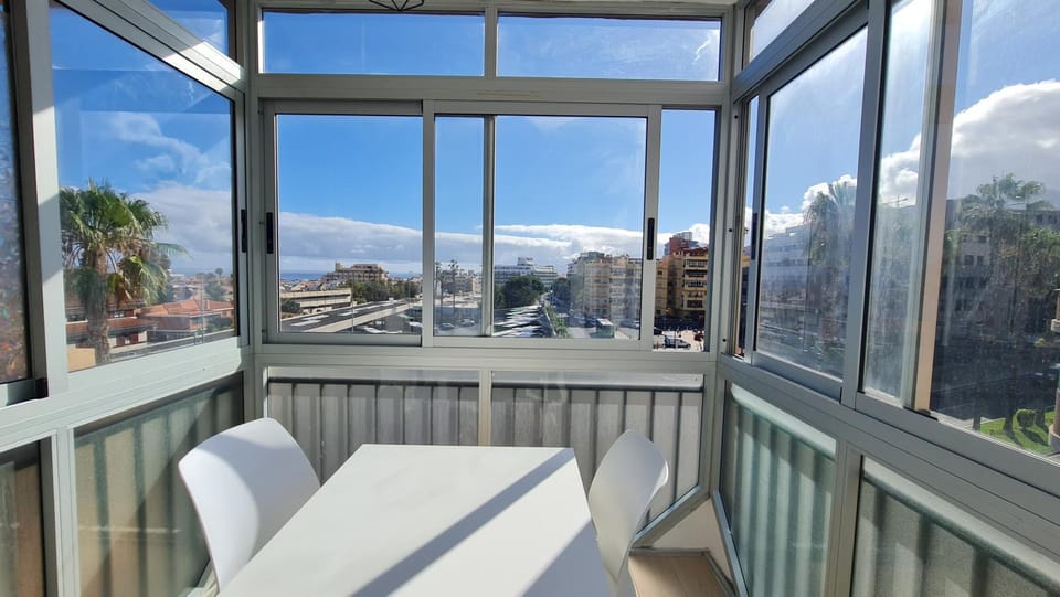 Day, Balcony/Terrace, Seating area