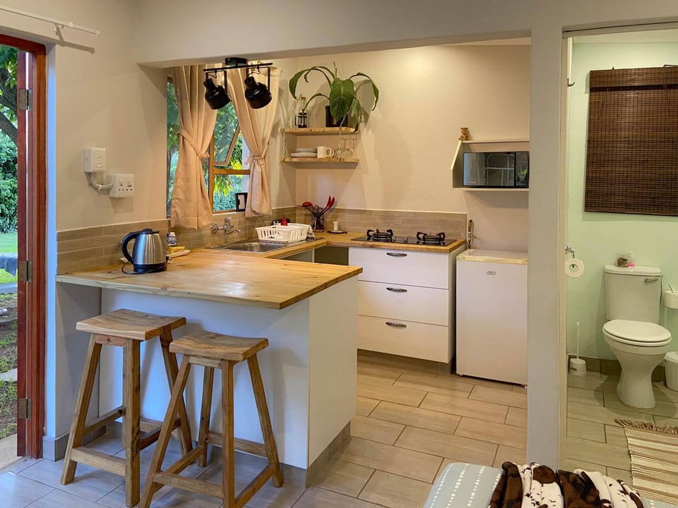 Bathroom, Kitchen or kitchenette