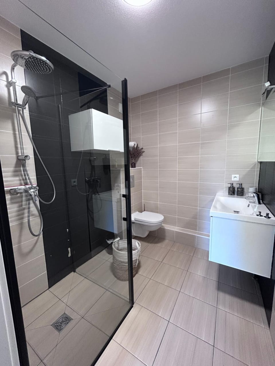 Shower, Bathroom
