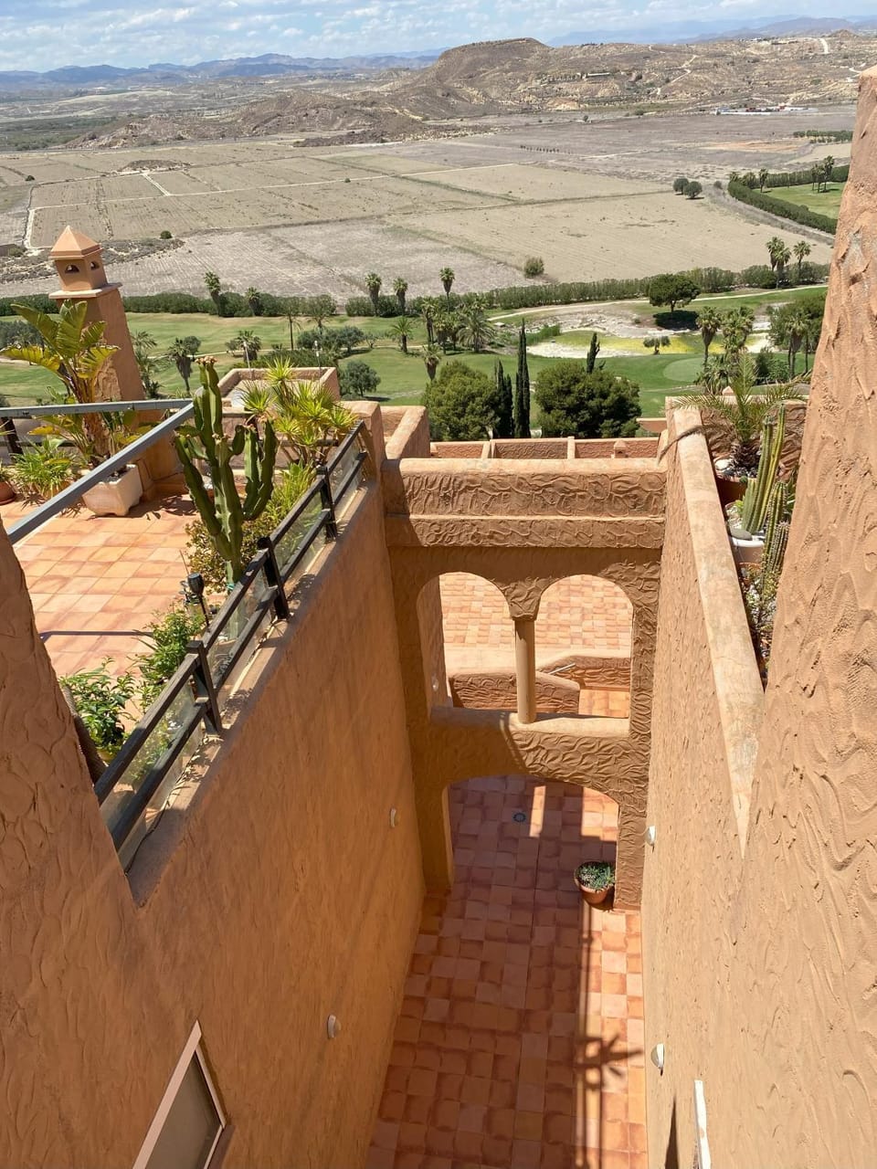 Property building, Bird's eye view