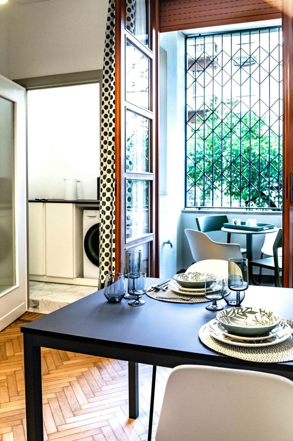 Kitchen or kitchenette, Living room, Dining area