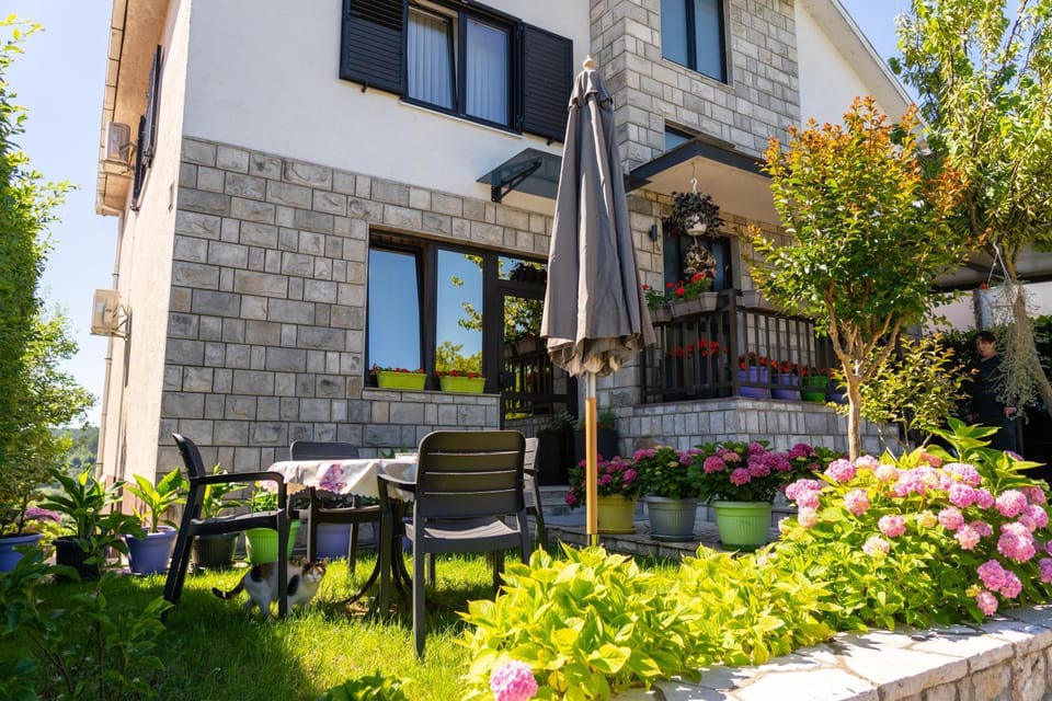 Garden, Balcony/Terrace, Garden view