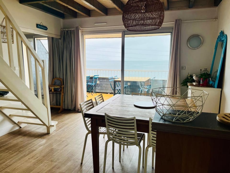 Dining area, Sea view
