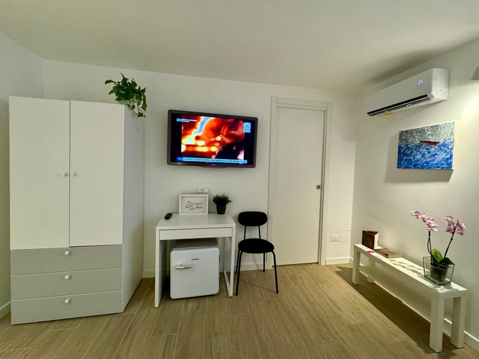 TV and multimedia, Bedroom