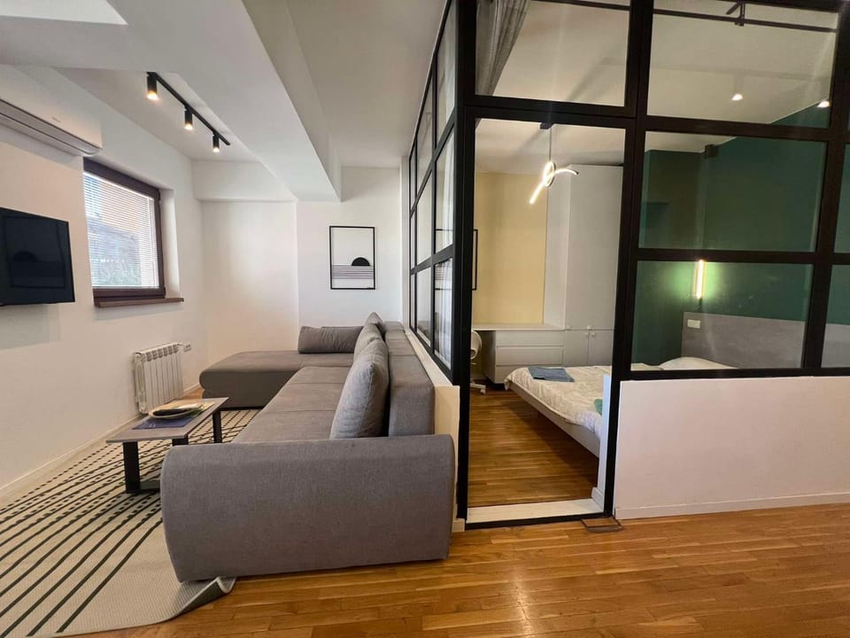 Bed, TV and multimedia