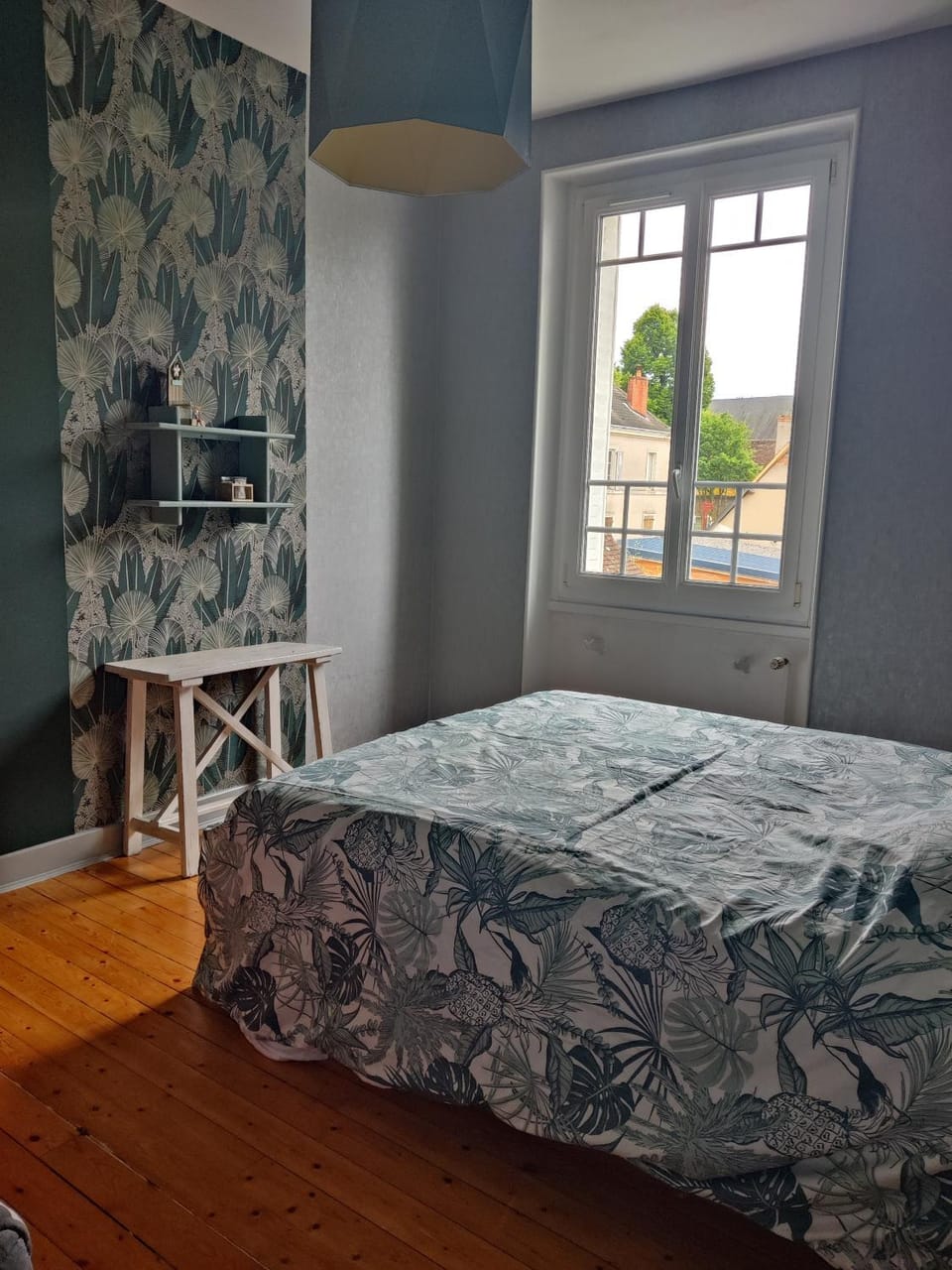la chambre de Lulu Vacation rental in Pays de la Loire